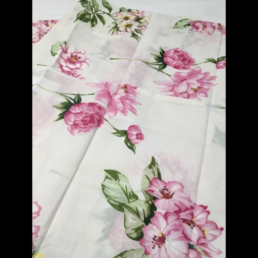NWOT Westpoint Stevens Floral Std. Shams Pair Cottage Rose~Cotton bh.